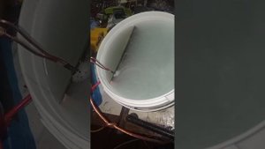 Профессиональное травление печатной платы электролизом.