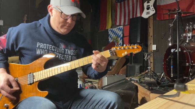 Fender Deluxe Reverb Fryette Powerstation смотреть онлайн