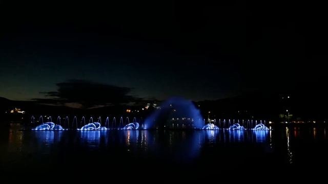 Абрау-Дюрсо, музыкальный фонтан