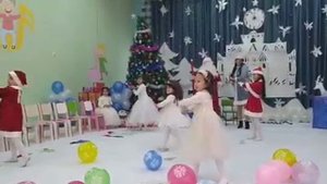 новогодний танец для детей New Year's dance for children