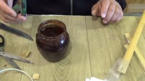 Как сделать приспособление для открывания крышек в банках с резьбой