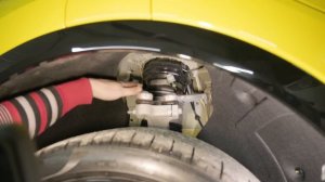 Готов ли британский Urus из Китая к русским дорогам? Lotus Eletre