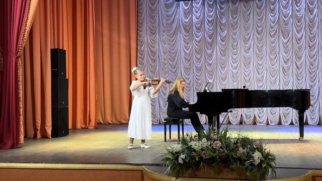 А. Вьетан «Американский сувенир». Исп. Екатерина Гуща. Концертмейстер Юлия Хмелевская смотреть онлайн