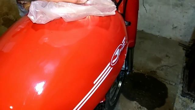 Минск 125. Как выровнять вмятину на баке. Никогда так не делайте. смотреть онлайн