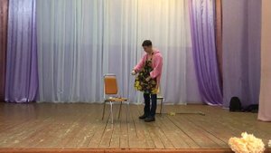 Юмористическая сценка на "день матери"(школьная)