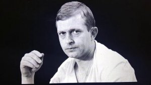 Поэт /Николай Мельников/