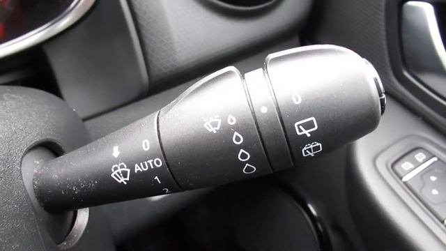 BJ18NXC Renault Clio 1.2 Tce Dynamique S Nav 5dr смотреть онлайн