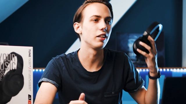 NEJLEPŠÍ BEZDRÁTOVÝ SLUCHÁTKA S NOISE CANCELLINGEM?! | Recenze: JBL Tune 750BTNC + SOUTĚŽ | ERROR1K смотреть онлайн