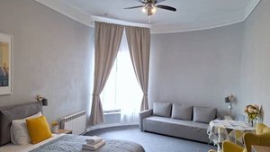 Отель на Невском проспекте в Петербурге - Lopatin Невский 100. Большой семейный номер