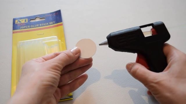 Как пользоваться клеевым пистолетом?