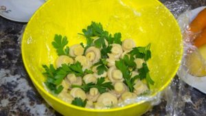 Салат Грибная поляна с курицей