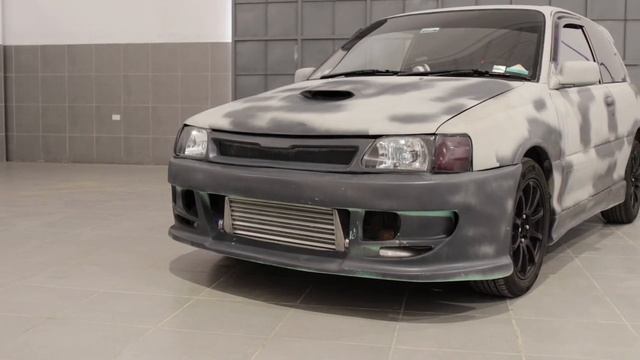 Iniciando las modificaciones del Starlet Turbo - Autos y Bolivia. смотреть онлайн