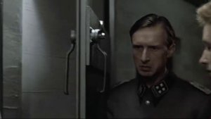 Магда Геббельс убивает своих детей