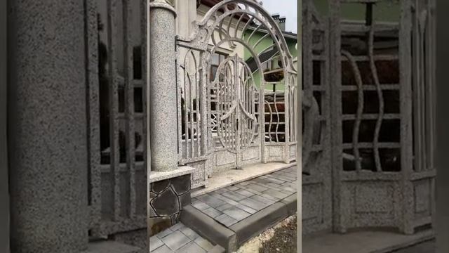 Мраморные ворота , калитка из бетона . Невероятно смотреть онлайн