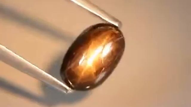 Камень Звездчатый черный сапфир натуральный 1.96 карат Артикул: 21247 цена: 950 руб смотреть онлайн