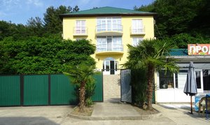 Семейный отдых в Катковой щели. Жилье для отдыха в Катковой щели в Сочи.«У Андрея» гостевой дом