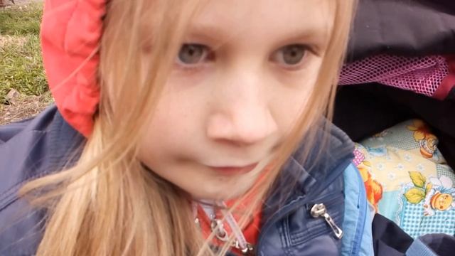 Продолжение знакомства с СОСИСКОЙ. Реклама семечек от СОСИСКИ. смотреть онлайн