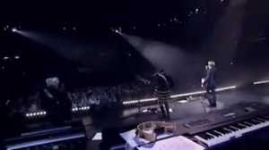 David Bowie - I´m afraid of Americans (live)