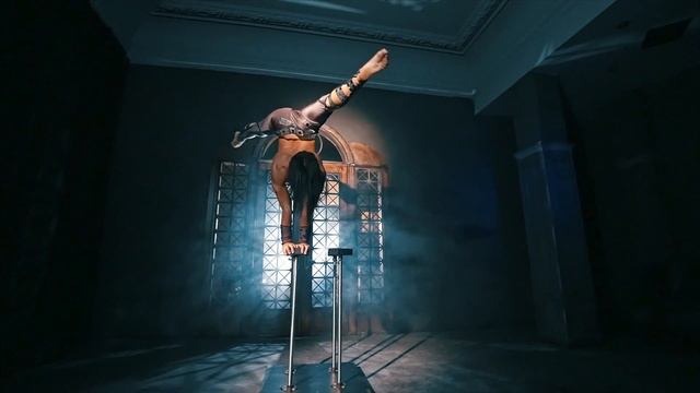 Эквилибр на тростях_Сергей_Киев +38 067 911 62 83