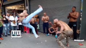 CAPOEIRA! AMAZING TECHNIQUE! / КАПОЭЙРА! УДИВИТЕЛЬНАЯ ТЕХНИКА!