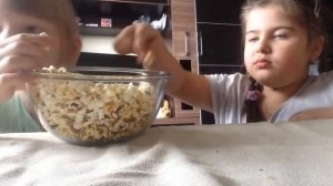 МЫ СО С ВТОЙ ВЫЗЫВАЕМ КОРОЛЯ КОНФЕТ ЧТО-то пошло не так