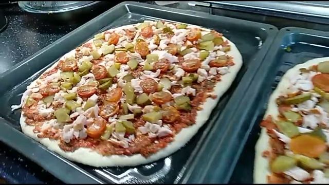 РУССКАЯ ПИЦЦА/Пицца с маринованными огурцами
