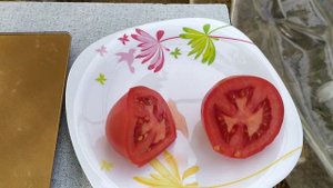Томат БОНАПАРТ, не имеет себе равных!!! И еще новиночка ( любимка моя)