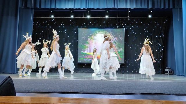 "ЛЕСНЫЕ НИМФЫ" Образцовая студия альтернативной моды "Людмила" смотреть онлайн