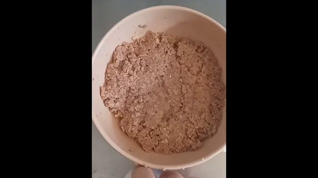 Простые котлеты с салатом смотреть онлайн