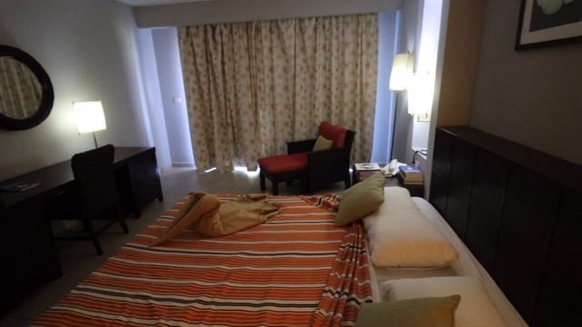 Grand Memories Varadero Property with Drone Views смотреть онлайн