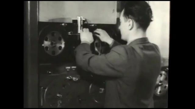 Самый первый компьютер смотреть онлайн