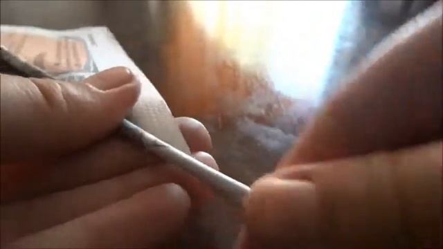 2. Крутим газетные трубочки смотреть онлайн