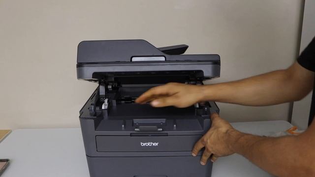 Brother DCP-L2550dw Replace Ink Toner! смотреть онлайн
