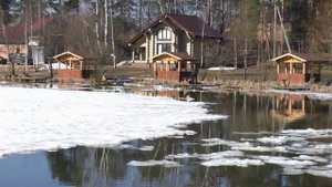 Рыбацкая деревня в Юрлово. Паводок.