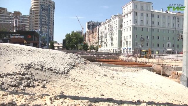 В Самаре продолжается строительство станции метро "Театральная" смотреть онлайн