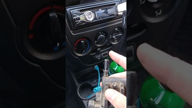 Замена датчика адсорбера на Ладе Гранте смотреть онлайн