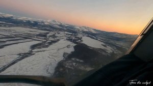 Почти «солнечный» Магадан на закате. Заход на посадку на самолете Ан-24.