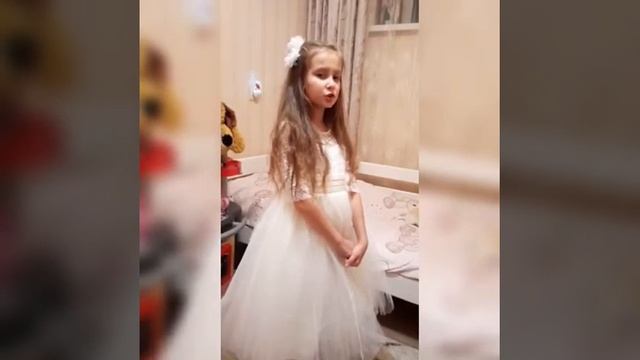 1 А класс МАОУ СОШ № 27 «Весь мир начинается с мамы» смотреть онлайн