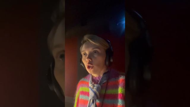 Ольга Кузьмина озвучивает Чебурашку из фильма (2022) - Olga Kuzmina voicing movie's Cheburashka