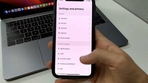 Как сделать темную тему в TikTok?