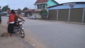 ዦ 54 ዣ Рынок и крестьянская жизнь в Лаосе