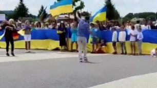 Пока на Украине война, выехавшие в Германию танцуют