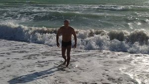 Евпатория 2023. Можно ли купаться в Крыму в ноябре?. НУЖНО. Закрыл сезон купаний  в 2023г.