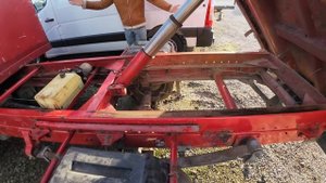 Покупка самосвалов до 3.5 тонн в Польше.