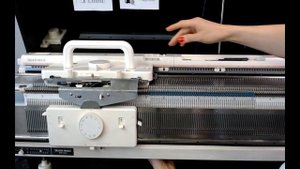 Узор со смещением. Машинное вязание.