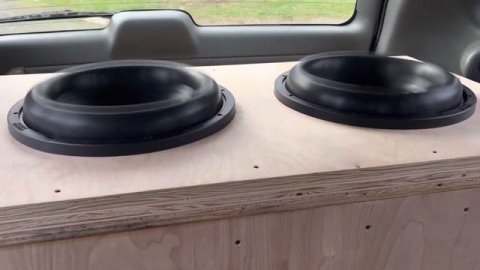 BASS I lOVE YOU on zv6 15’s #sundownaudio #sub #flex #bass #bassmusic #flexing