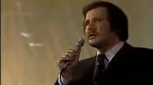 Поет Павел Бабаков