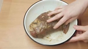 Буженина из свинины в духовке, сочная, мягкая и вкусная..