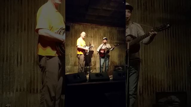 Jacob Navarro & Danny Barnes "Song of the Sockeye" смотреть онлайн