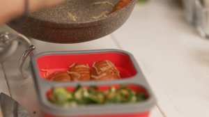 Василий Емельяненко готовит десерт в кухонной машине REDMOND | Ланч-бокс